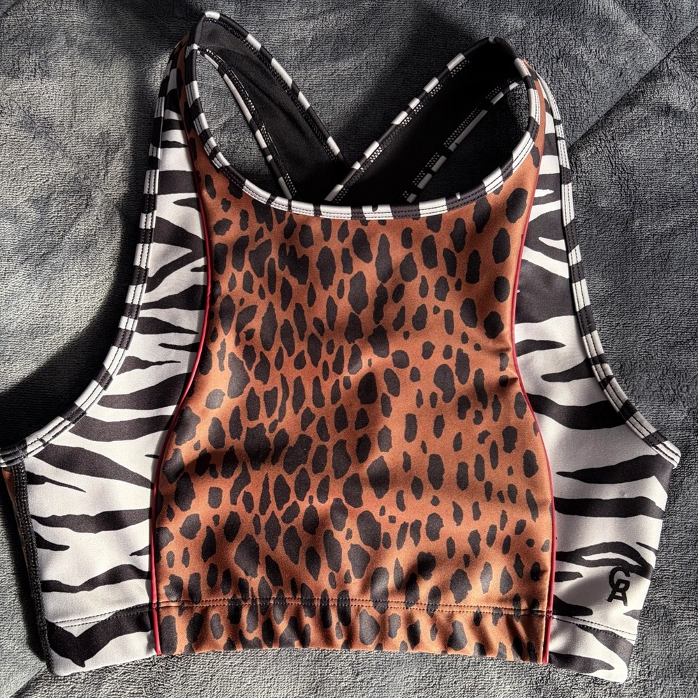 Good American The Upper Cut mixed animal print sports bra